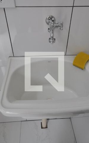 Casa de condomínio para alugar com 45m², 1 quarto e sem vagaÁrea de Serviço