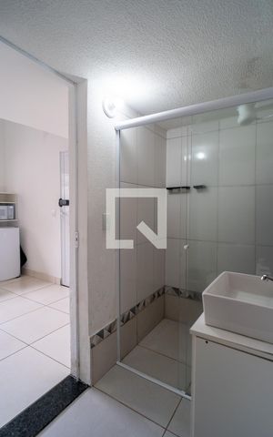 Studio para alugar com 30m², 1 quarto e sem vaga Studio para alugar com 30m², 1 quarto e sem vagaBanheiro