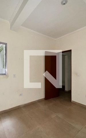 Casa para alugar com 45m², 1 quarto e sem vaga Casa para alugar com 45m², 1 quarto e sem vagaQuarto 1