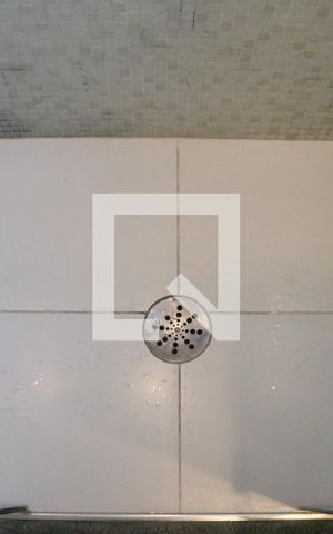 Apartamento para alugar com 180m², 3 quartos e 4 vagasBanheiro da Suíte 1