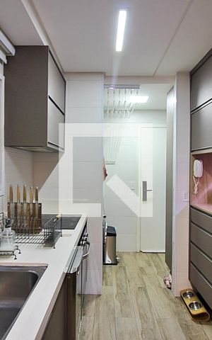Apartamento à venda com 93m², 3 quartos e 2 vagasCozinha
