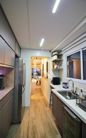 Apartamento à venda com 93m², 3 quartos e 2 vagasCozinha