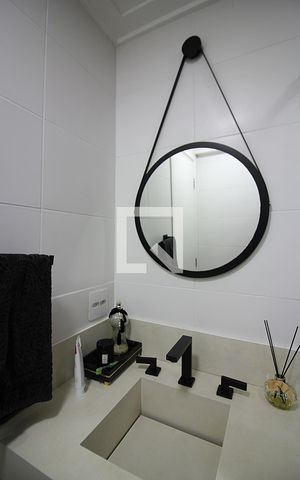 Apartamento à venda com 93m², 3 quartos e 2 vagasBanheiro Social