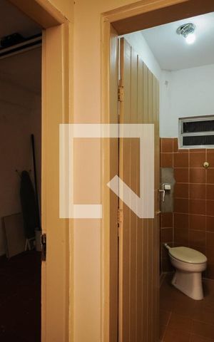Casa à venda com 147m², 3 quartos e 2 vagasBanheiro de serviço