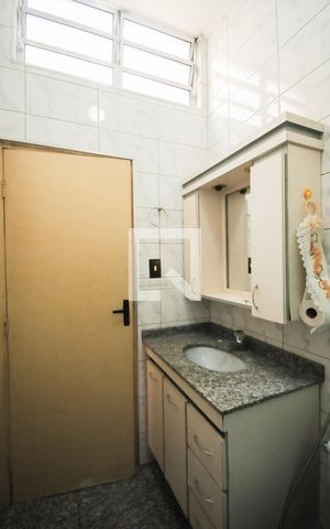 Casa à venda com 147m², 3 quartos e 2 vagasBanheiro Social