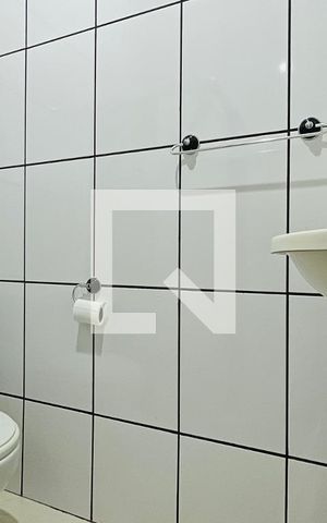 Casa à venda com 165m², 4 quartos e 2 vagasBanheiro 2