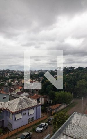 Casa à venda com 400m², 5 quartos e 4 vagas Casa à venda com 400m², 5 quartos e 4 vagasVista