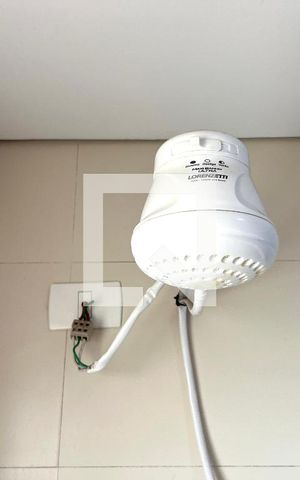 Apartamento à venda com 70m², 3 quartos e 2 vagas Apartamento à venda com 70m², 3 quartos e 2 vagasBanheiro da Suíte