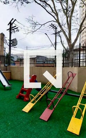 Apartamento à venda com 70m², 3 quartos e 2 vagas Apartamento à venda com 70m², 3 quartos e 2 vagasÁrea comum - Playground