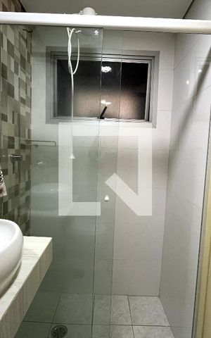 Apartamento à venda com 70m², 3 quartos e 2 vagas Apartamento à venda com 70m², 3 quartos e 2 vagasBanheiro Corredor