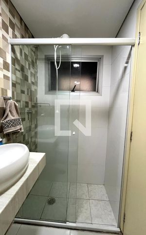 Apartamento à venda com 70m², 3 quartos e 2 vagas Apartamento à venda com 70m², 3 quartos e 2 vagasBanheiro Corredor