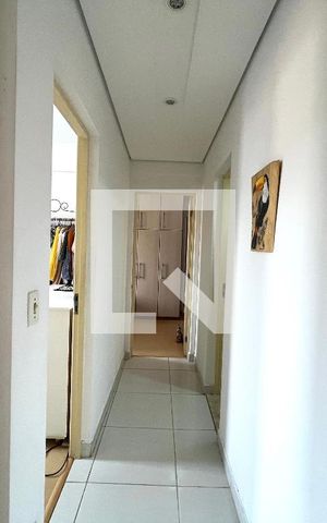 Apartamento à venda com 70m², 3 quartos e 2 vagas Apartamento à venda com 70m², 3 quartos e 2 vagasCorredor