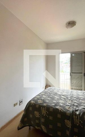 Apartamento à venda com 70m², 3 quartos e 2 vagas Apartamento à venda com 70m², 3 quartos e 2 vagasSuite