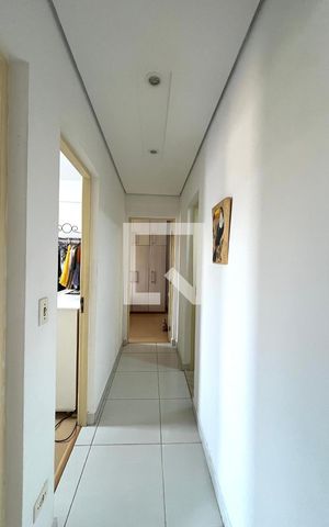 Apartamento à venda com 70m², 3 quartos e 2 vagas Apartamento à venda com 70m², 3 quartos e 2 vagasCorredor