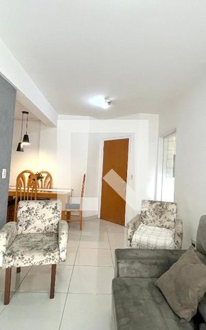 Apartamento à venda com 70m², 3 quartos e 2 vagas Apartamento à venda com 70m², 3 quartos e 2 vagasSala