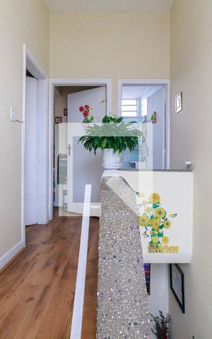 Casa à venda com 115m², 2 quartos e 2 vagas Casa à venda com 115m², 2 quartos e 2 vagasCorredor