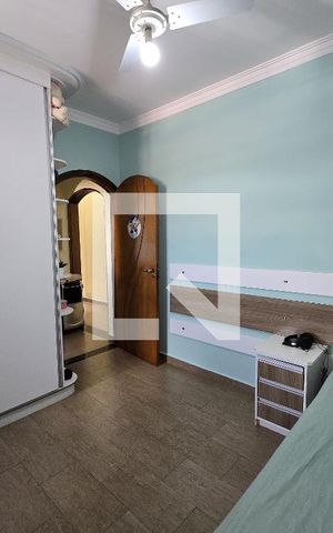 Casa à venda com 270m², 3 quartos e 6 vagas Casa à venda com 270m², 3 quartos e 6 vagasQuarto