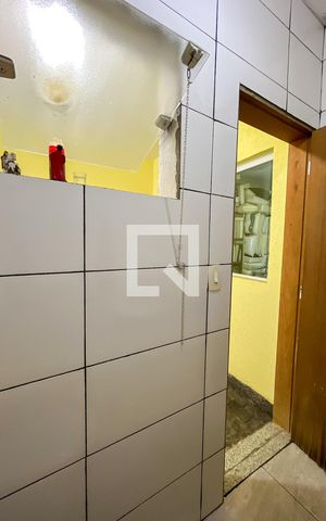 Casa à venda com 142m², 3 quartos e 4 vagas Casa à venda com 142m², 3 quartos e 4 vagasBanheiro de Serviço 2