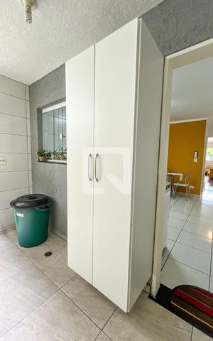 Casa à venda com 142m², 3 quartos e 4 vagas Casa à venda com 142m², 3 quartos e 4 vagasÁrea de Serviço