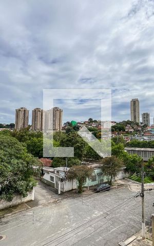 Casa à venda com 142m², 3 quartos e 4 vagas Casa à venda com 142m², 3 quartos e 4 vagasVista