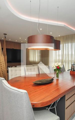 Apartamento à venda com 75m², 2 quartos e 2 vagas Apartamento à venda com 75m², 2 quartos e 2 vagasSala