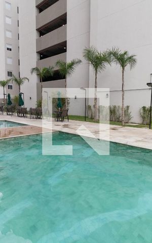 Apartamento à venda com 24m², 1 quarto e sem vagaÁrea comum - Piscina