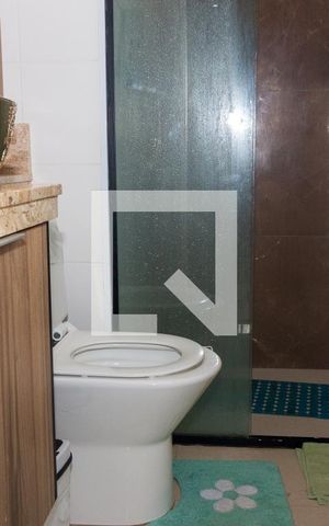 Apartamento à venda com 37m², 2 quartos e 1 vaga Apartamento à venda com 37m², 2 quartos e 1 vagaBanheiro