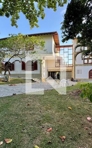 Casa de condomínio à venda com 2800m², 11 quartos e sem vaga Casa de condomínio à venda com 2800m², 11 quartos e sem vagaÁrea externa