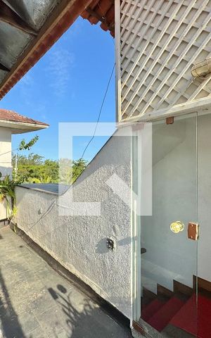 Casa de condomínio à venda com 2800m², 11 quartos e sem vaga Casa de condomínio à venda com 2800m², 11 quartos e sem vagaVaranda
