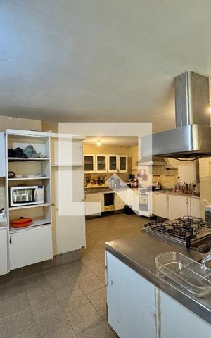 Casa de condomínio à venda com 2800m², 11 quartos e sem vaga Casa de condomínio à venda com 2800m², 11 quartos e sem vagaCozinha 1