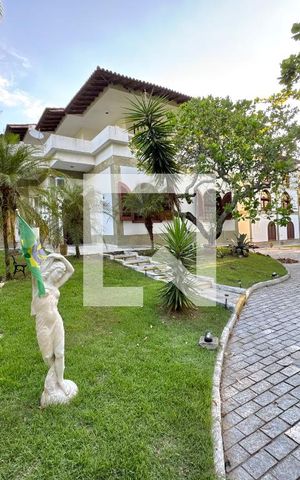 Casa de condomínio à venda com 2800m², 11 quartos e sem vaga Casa de condomínio à venda com 2800m², 11 quartos e sem vagaÁrea externa