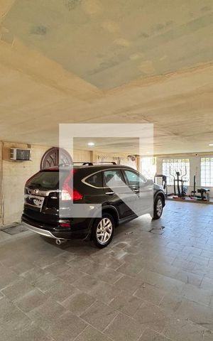 Casa de condomínio à venda com 2800m², 11 quartos e sem vaga Casa de condomínio à venda com 2800m², 11 quartos e sem vagaÁrea externa