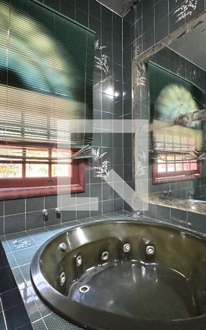 Casa de condomínio à venda com 2800m², 11 quartos e sem vaga Casa de condomínio à venda com 2800m², 11 quartos e sem vagaSuíte 7 - Banheiro