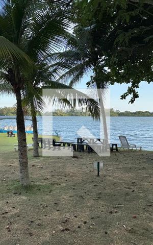 Casa de condomínio à venda com 2800m², 11 quartos e sem vaga Casa de condomínio à venda com 2800m², 11 quartos e sem vagaÁrea comum - Lagoa (Balsa)