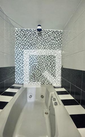 Casa de condomínio à venda com 2800m², 11 quartos e sem vaga Casa de condomínio à venda com 2800m², 11 quartos e sem vagaSuíte 2 - Banheiro