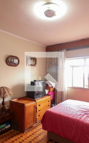 Casa à venda com 1000m², 3 quartos e 5 vagasQuarto 2