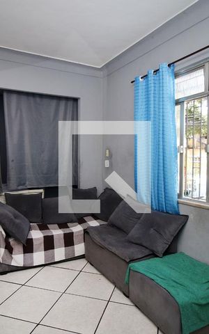 Casa à venda com 220m², 3 quartos e 3 vagasSala