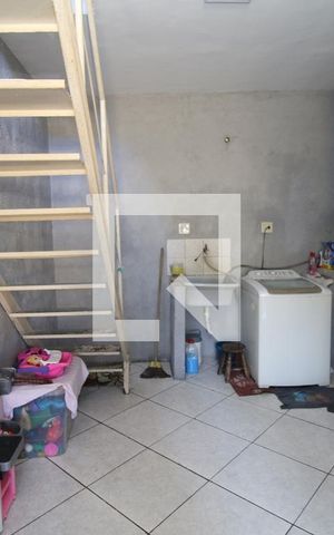 Casa à venda com 220m², 3 quartos e 3 vagasÁrea de Serviço