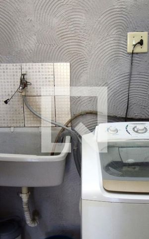 Casa à venda com 220m², 3 quartos e 3 vagasÁrea de Serviço