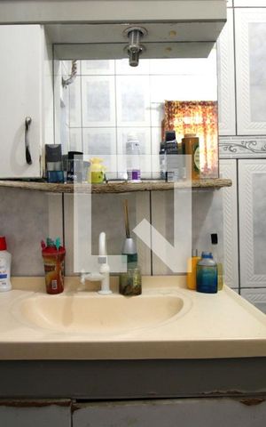 Casa à venda com 220m², 3 quartos e 3 vagasBanheiro da Suíte 1