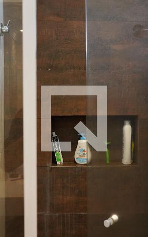 Apartamento à venda com 99m², 2 quartos e 2 vagasBanheiro da Suíte