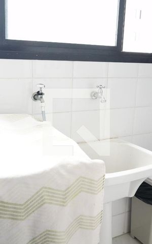 Apartamento à venda com 99m², 2 quartos e 2 vagasÁrea de Serviço