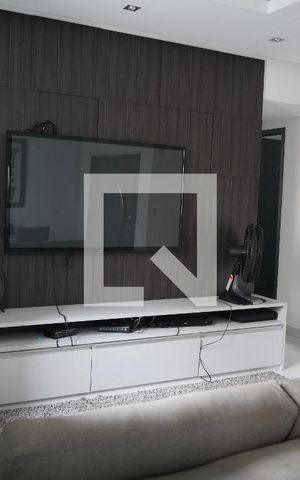 Apartamento à venda com 99m², 2 quartos e 2 vagasSala