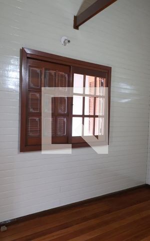 Casa à venda com 130m², 3 quartos e 3 vagasSala