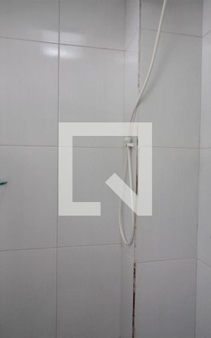 Apartamento para alugar com 65m², 2 quartos e 2 vagasBanheiro de serviço