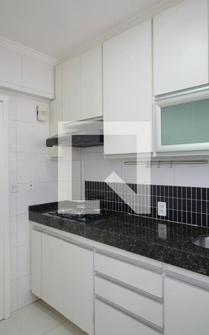 Apartamento para alugar com 65m², 2 quartos e 2 vagasCozinha