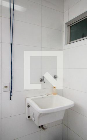 Apartamento para alugar com 65m², 2 quartos e 2 vagasÁrea de Serviço