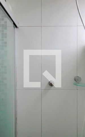 Apartamento para alugar com 65m², 2 quartos e 2 vagasBanheiro