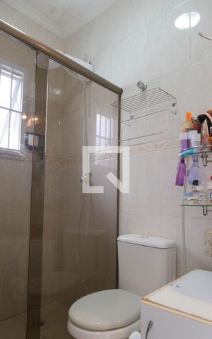 Casa de condomínio à venda com 118m², 3 quartos e 2 vagas Casa de condomínio à venda com 118m², 3 quartos e 2 vagasBanheiro do Quarto 1