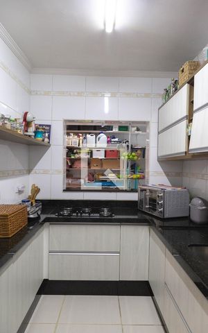 Casa de condomínio à venda com 118m², 3 quartos e 2 vagas Casa de condomínio à venda com 118m², 3 quartos e 2 vagasCozinha